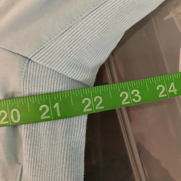 J. McLaughlin Shirt Women XL Blue Stretch V-Neck Collared Pocket Button Blouse - Picture 8 of 10